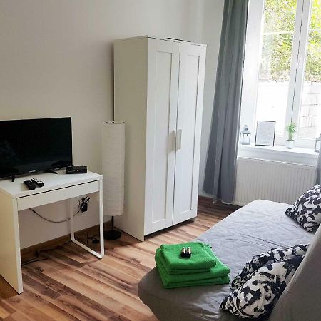 Apartament Nr 15 - 2 Pokoje Z Prywatnymi Lazienkami Centrum ポズナン エクステリア 写真