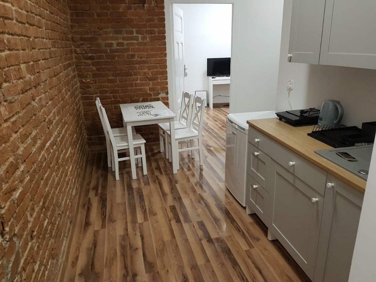 Apartament Nr 15 - 2 Pokoje Z Prywatnymi Lazienkami Centrum ポズナン エクステリア 写真