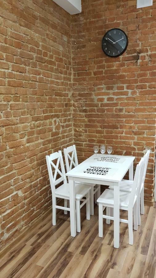 Apartament Nr 15 - 2 Pokoje Z Prywatnymi Lazienkami Centrum ポズナン エクステリア 写真