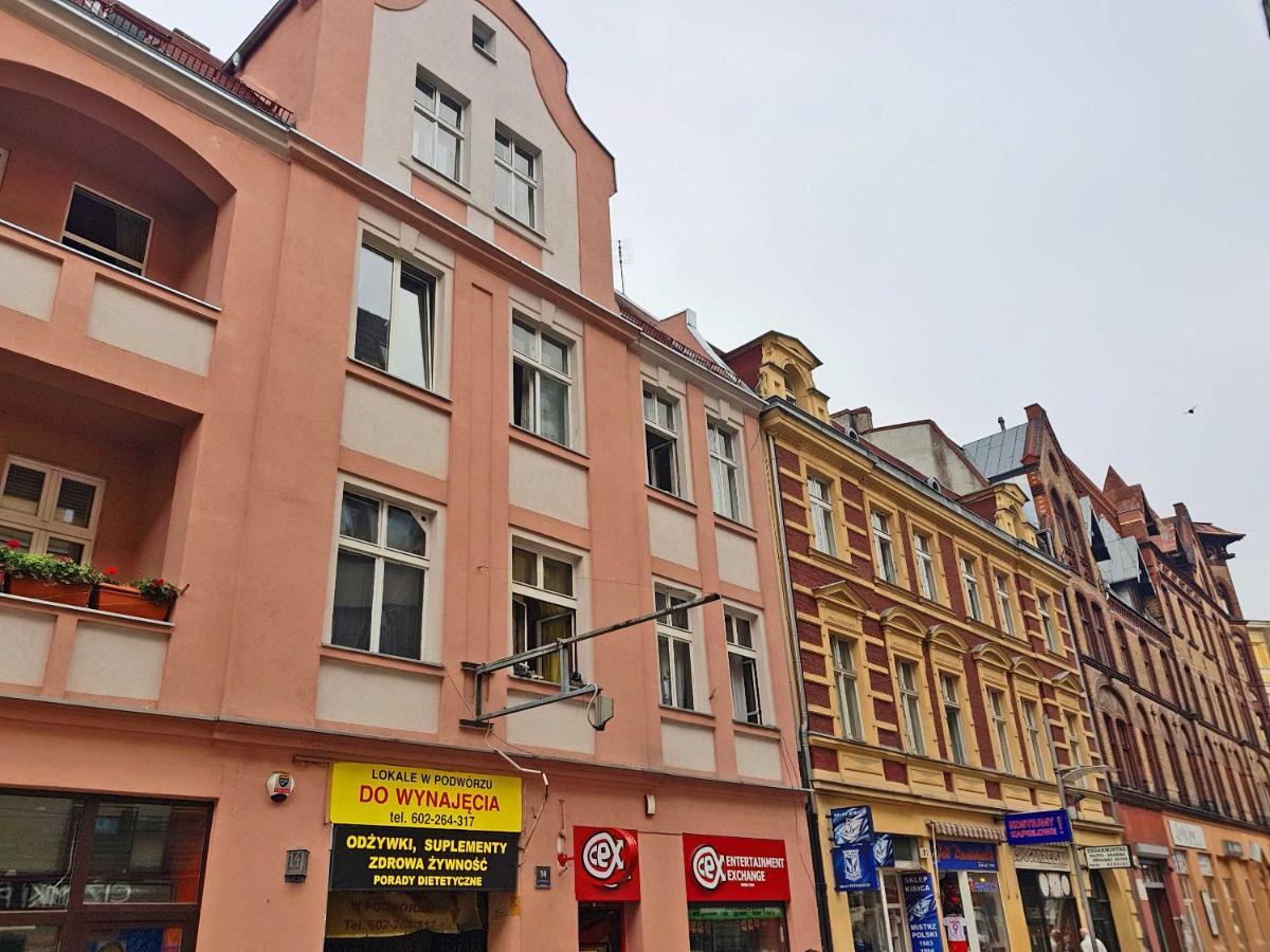 Apartament Nr 15 - 2 Pokoje Z Prywatnymi Lazienkami Centrum ポズナン エクステリア 写真